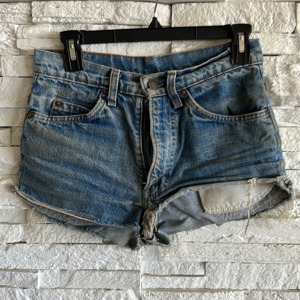 Levi’s cut offs